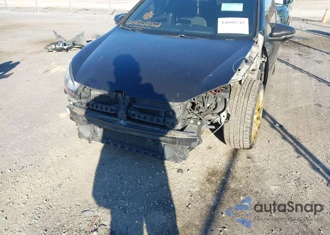 2011 Volkswagen Gti 2-Door z USA, uszkodzony, nr VIN WVWEV7AJ4BW234858